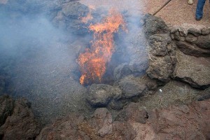 640px-Lanzarote_Timanfaya_Feuer